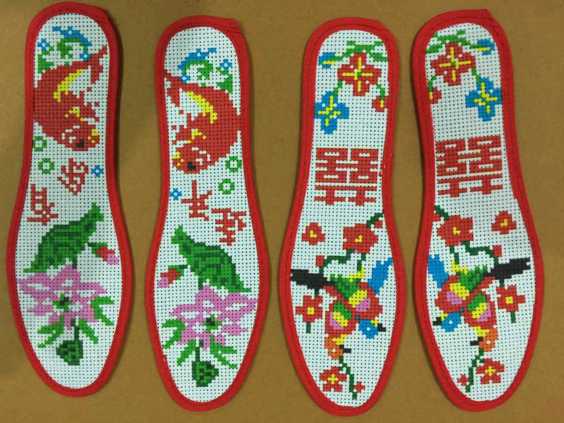 十字绣厂家直销批发精准印花印布花草图案十字绣透气鞋垫脚垫针孔