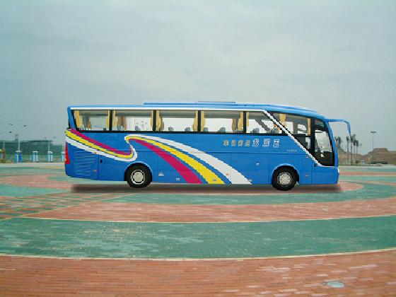 五洲龙旅游客车FDG6123KC3的图片1