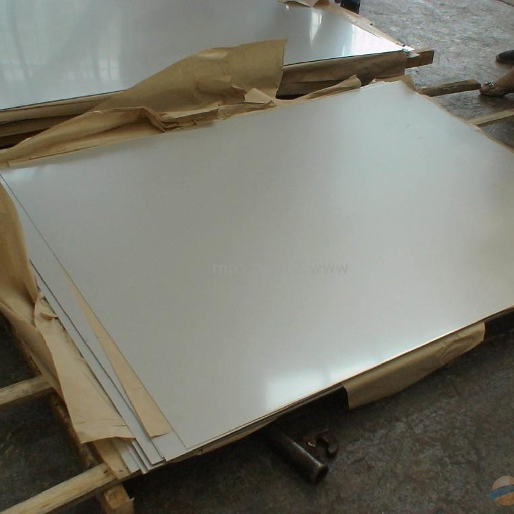 IMG111107182316656328