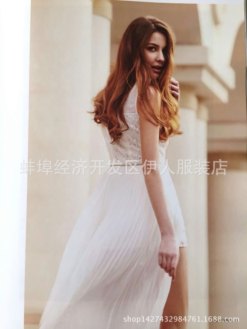 伊纳芙<em>杭州</em>品牌<em>女装折扣</em>批发库存服装尾货连衣