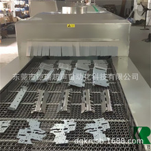 通過網帶覆帶式超聲波清洗設備，流水線式噴淋干燥清洗機