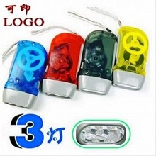 廠家直供 手壓三燈手電筒手壓發電手電筒塑料手電筒led手電批發