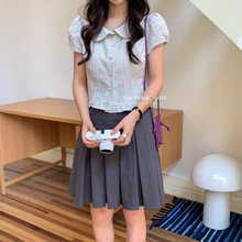 廣州十三行女裝批貨小眾娃娃領單排扣木耳邊百搭短款小衫女小個子