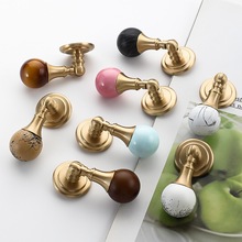 新款櫃門把手衣櫃門鞋櫃抽屜 黃銅拉絲 大理石圓球吊墜小拉手配件