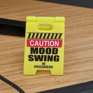 羳Ʒ羳Ȥζ[Funny Desk Hazard Caution Signb