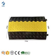 910*620*110mm大二線橡膠線槽減速帶地面電線保護槽防碾壓線板過