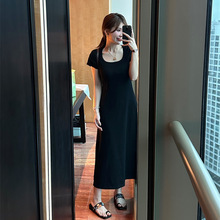 黑色方領連衣裙女2025新款法式高級感夏季漏鎖骨收腰氣質顯瘦長裙
