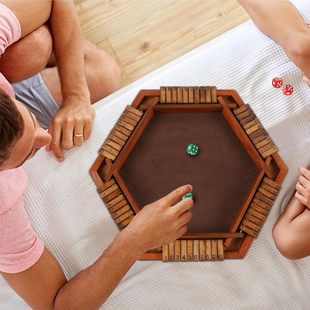 ľ Shut The Box Α 1-6 PΑ