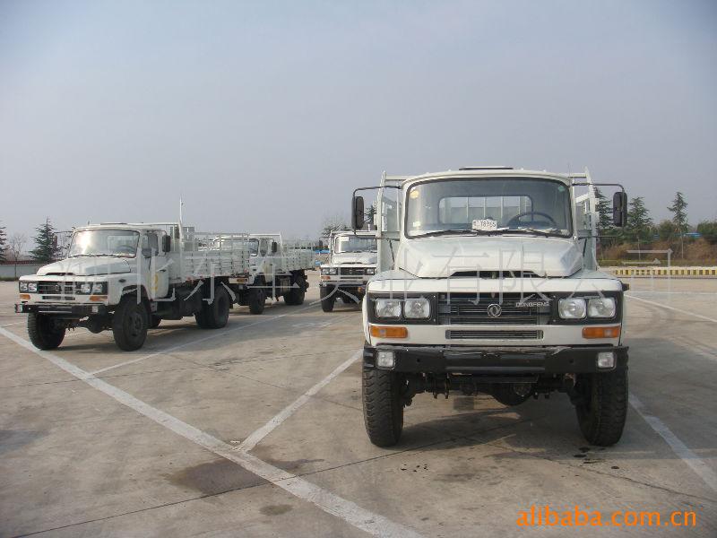 东风eq1093f3g 4x4牵引车