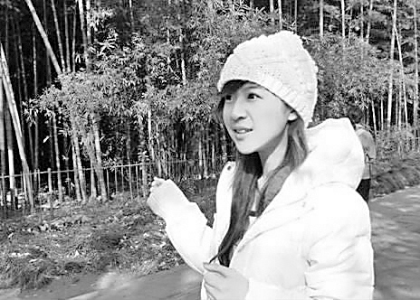 女大学生开网店三年5家连锁 身家10万 - 学生创