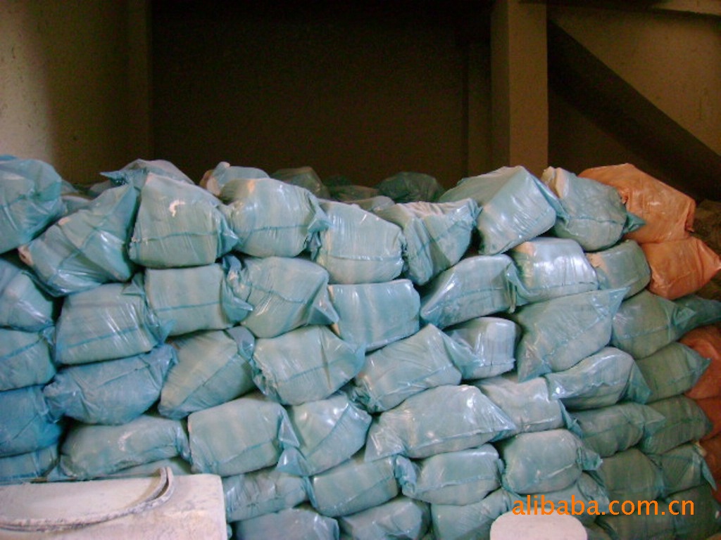 德化厂家加工 瓷土瓷泥陶瓷土高岭土工艺品用土温度1310度3号粘土