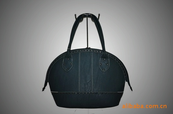 2010年流行五金包 78.00元/个