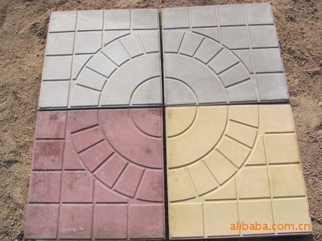 供应大量四方砖