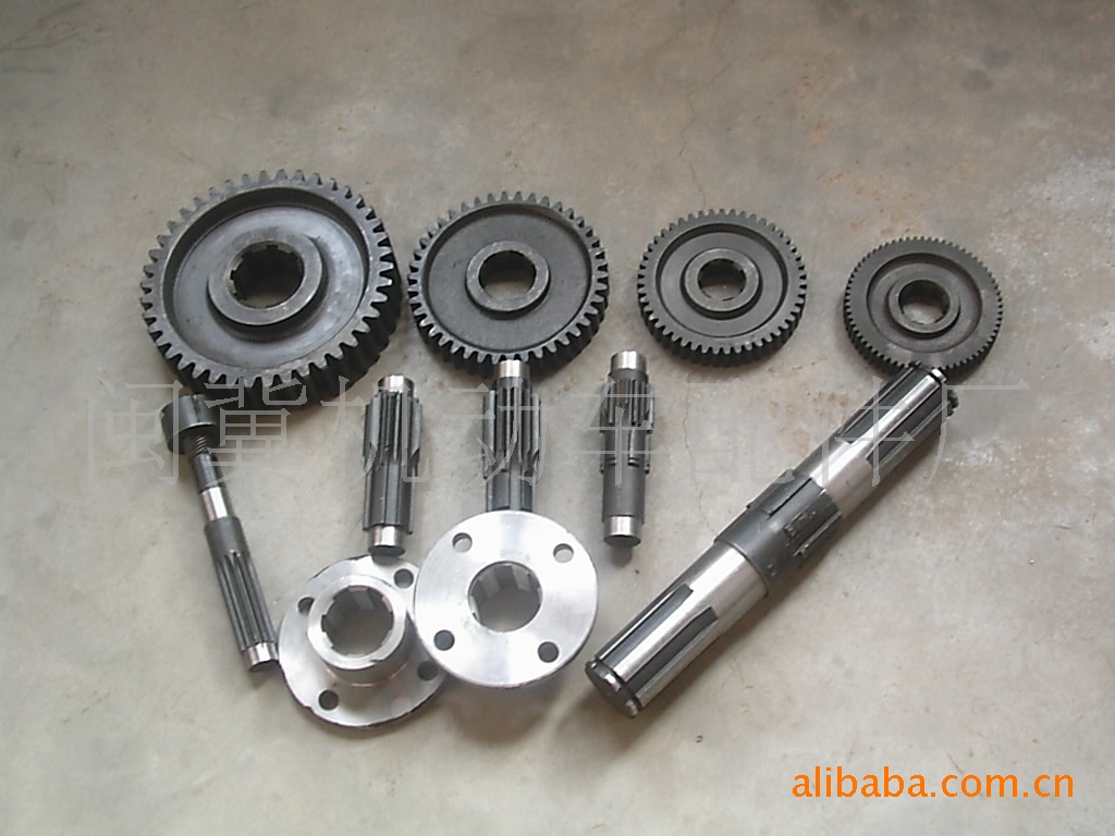 供应各种大棚卷帘机全套齿轮,轴,法兰盘