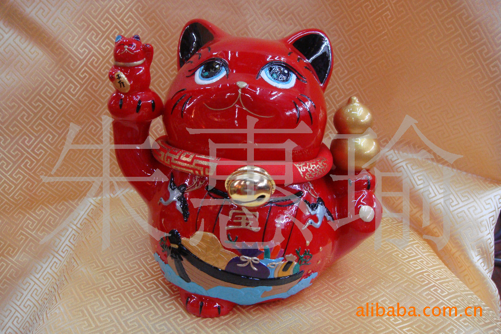 红色招财猫 喜庆 吉祥 富有活力 是家庭摆设 送礼佳品