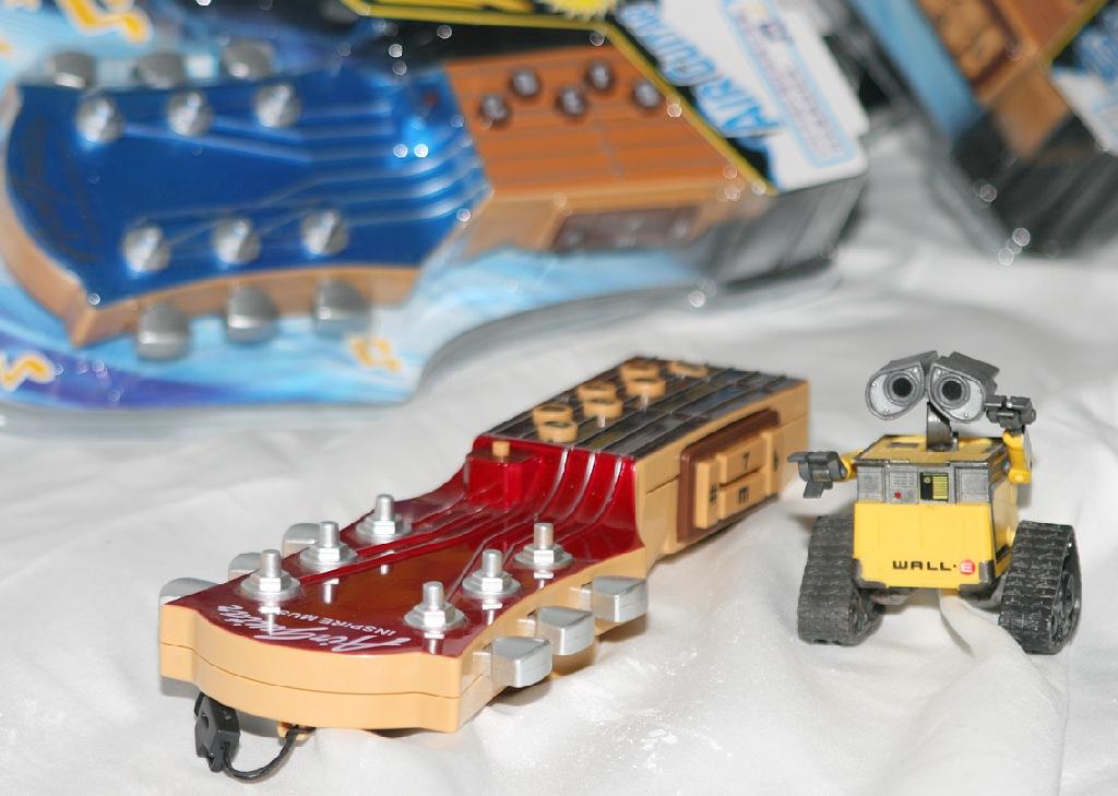 tomy灵动 空气吉他 旋风吉他 红外炫风吉他 27.50元/个