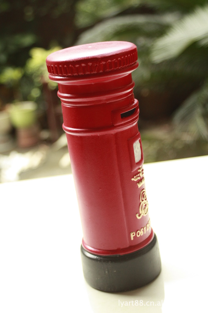 陶瓷邮政信箱桶储蓄罐7102 9.90元/个