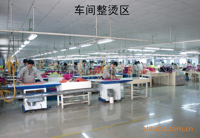 毛衣加工厂：拥抱市场的暖意