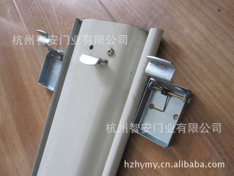 抗风门;抗风卷帘门;抗风卷闸门;卷帘门;工业门