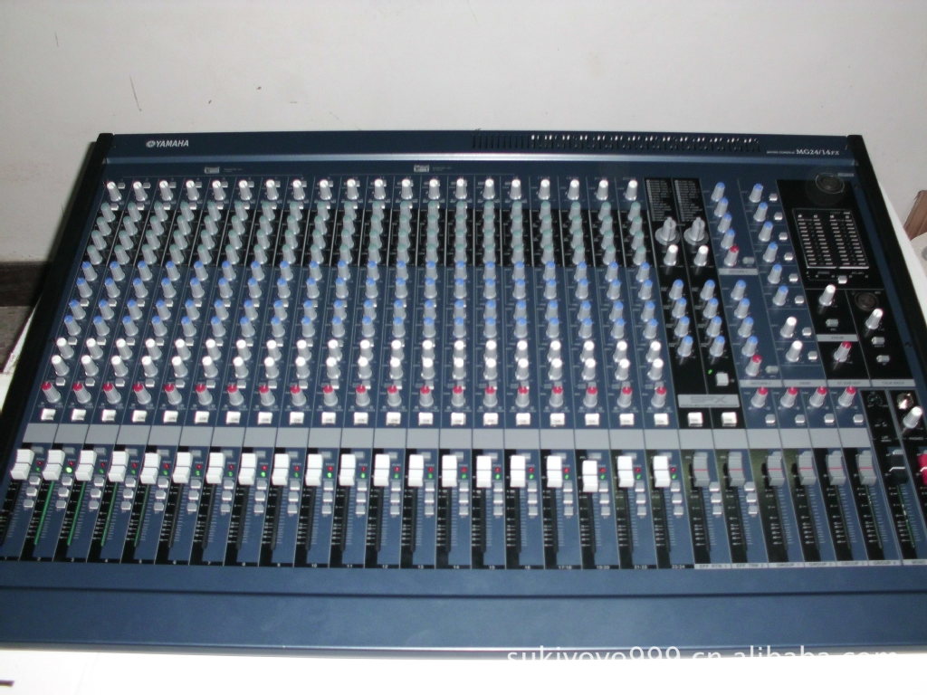 供应yamaha雅马哈 mg24/14fx 24路带效果调音台/大型舞台调音台