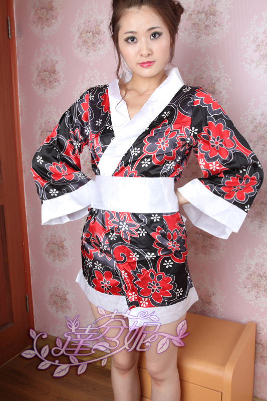 批发 日本红黑和服 制服诱惑 厂家直销 9011 厂家直销