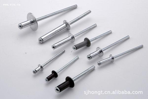防砸劳保鞋：守护你的安全防线