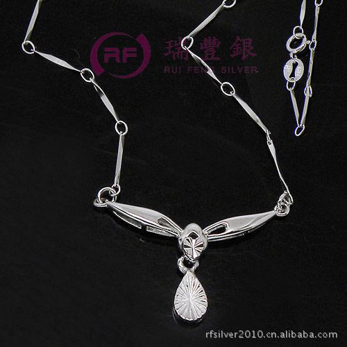 瑞丰银 mtl300049ah 925纯银 明星时尚 挚爱水滴形 车花套链-「项链」