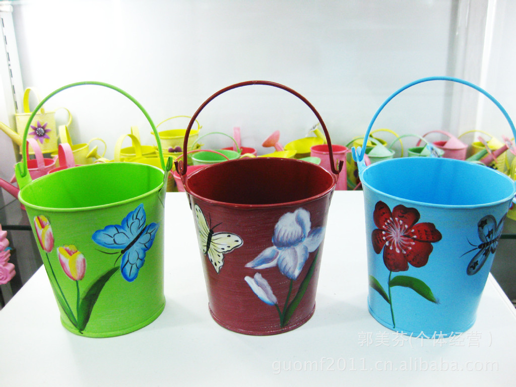 手工彩绘卡通图案小铁桶,装饰桶,小水桶