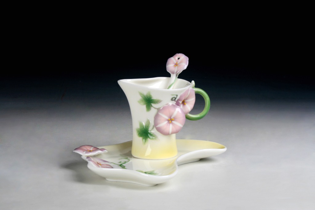 景德镇陶瓷骨质咖啡具 紫色牵牛花杯