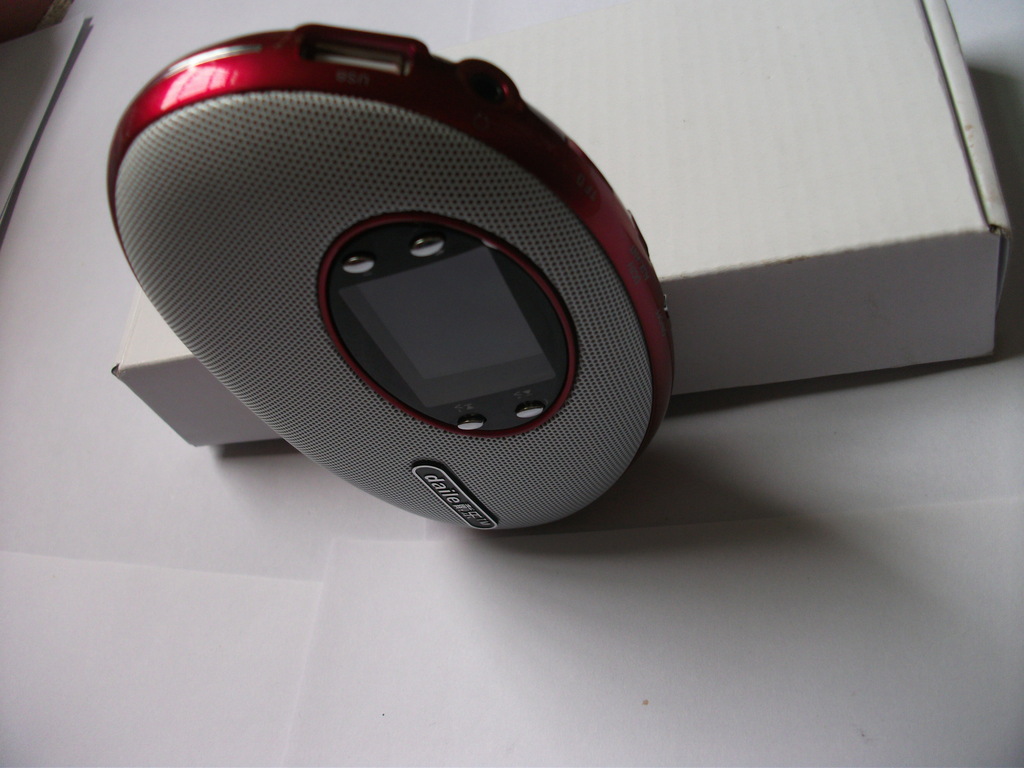 戴乐dl-173插卡音箱/迷你小音箱/便携式小音响/音乐播放器/批发