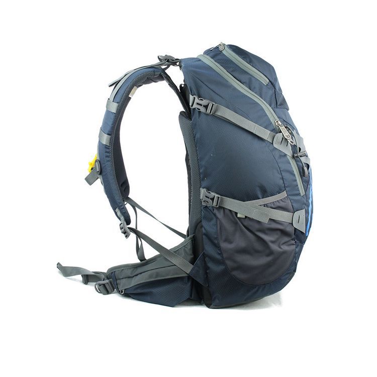 专业登山包 进口面料 ybs扣件 sbs拉链 防水 23l