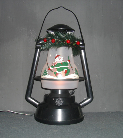 复古煤油灯 婚庆用品 圣诞工艺品 创意圣诞用品 塑料提手马灯