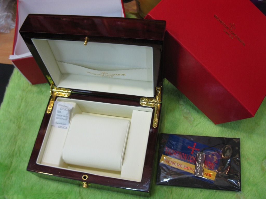 江诗丹顿礼盒图片