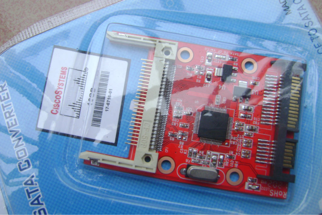 4,cf卡可成为包含os和应用软件的,可直接启动设备 &nbsp; 5, 支持dma