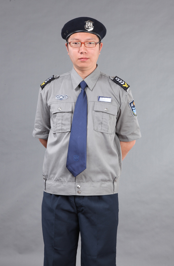 2011新式保安制服全套 物业小区保安服 2011新款保安夏执勤服