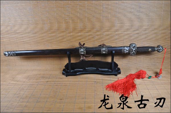 汤汝平作品_出云剑(未开刃)