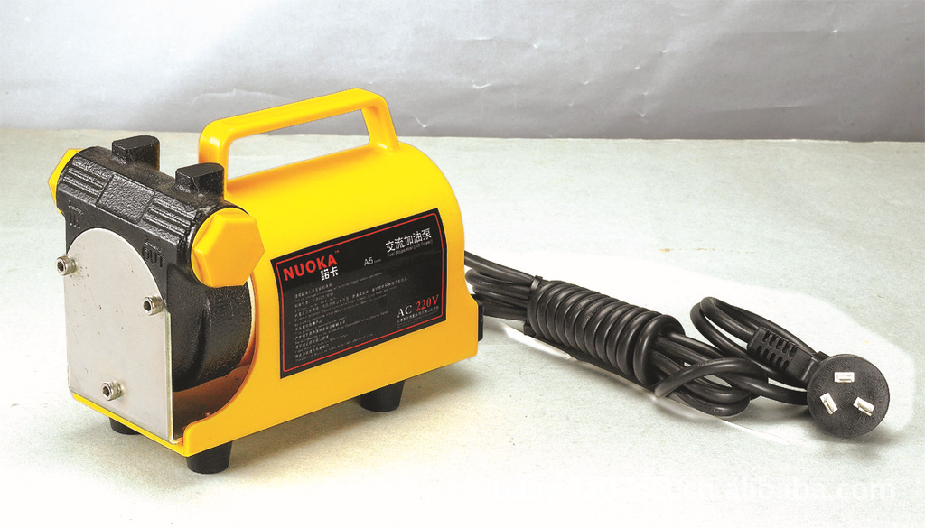 2012新款博士牌 12v抽油泵 180元每台 抽取柴油专用 质量保证