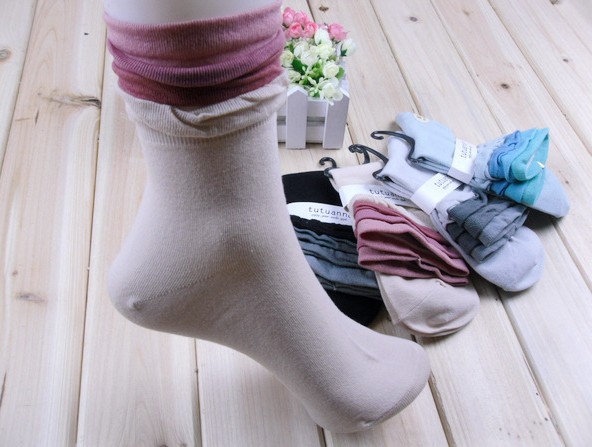 日系袜子 tutuana女袜批发 森系多层花边袜 纯棉女袜复古堆堆袜