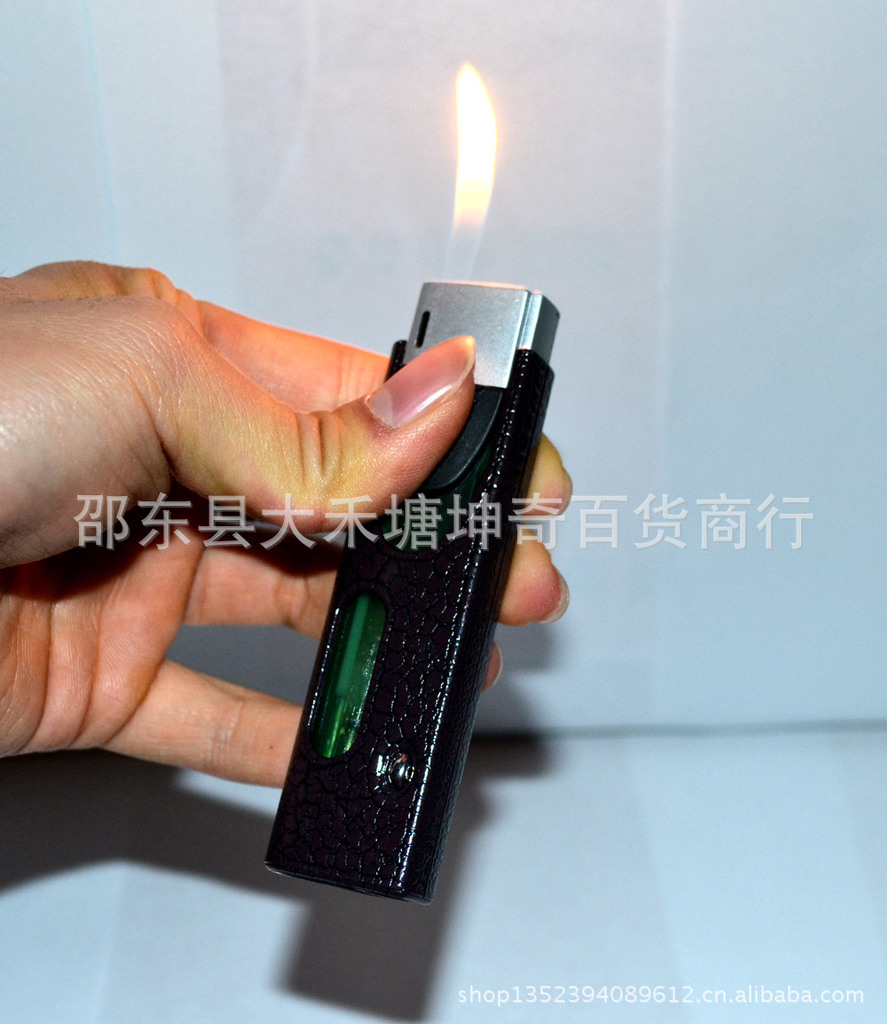 蓝鸟品牌皮革纹打火机 创意打火机 带灯打火机 一次性广告打火机