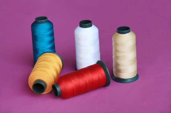 涤纶线塑芯 涤纶线线轴 缝纫线塑芯 缝纫线线轴