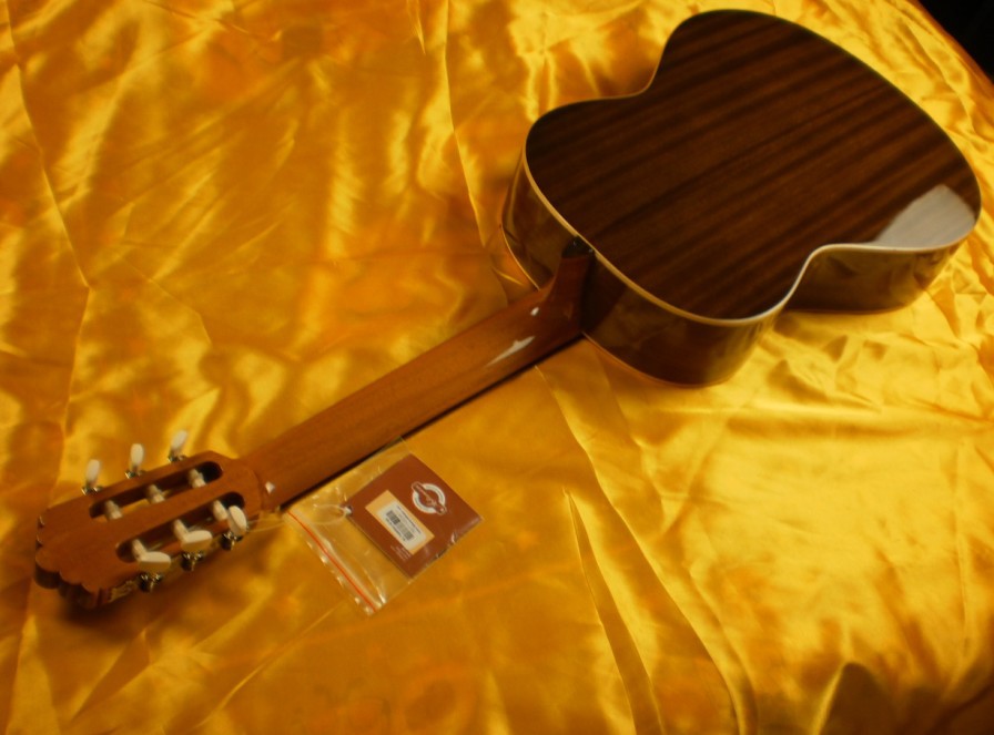 西班牙正品(阿尔达米拉)altamira n100古典吉他特价多图