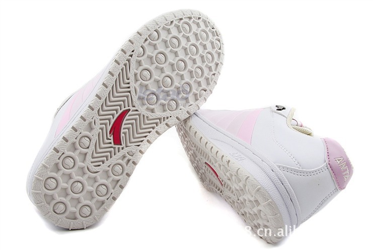 品牌:亚礼得,匹克,安踏,李宁,耐克,阿迪达斯,361,特步,阿迪王