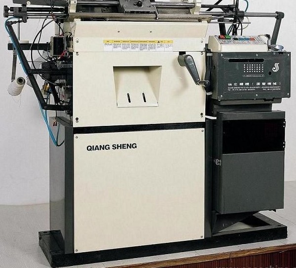 &nbsp;&nbsp; 手套机配件&nbsp;&nbsp; 提花机&nbsp;&nbsp; 提花机