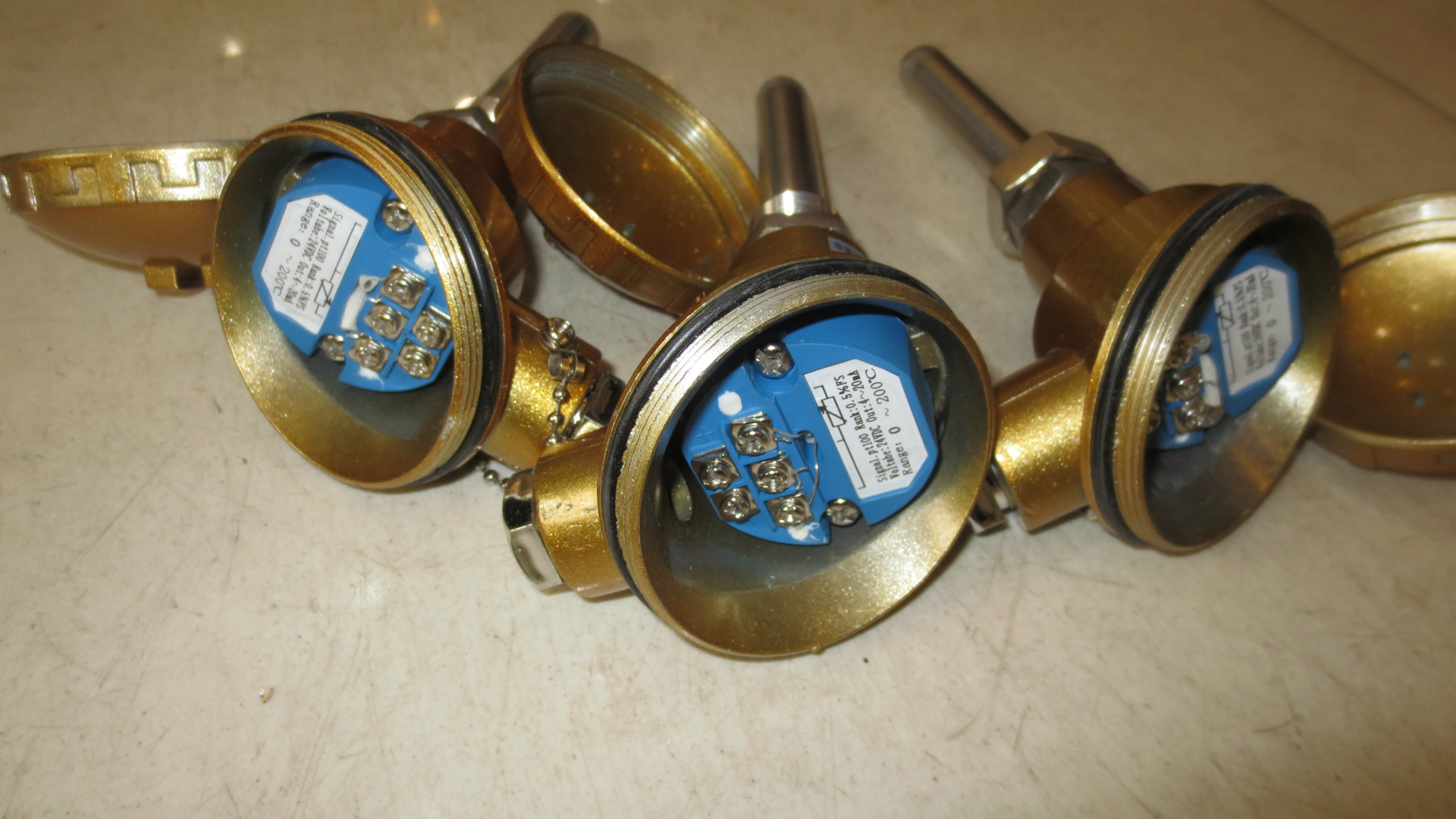 优质一体化变送器热电阻pt100带温度变送器一体化热电偶