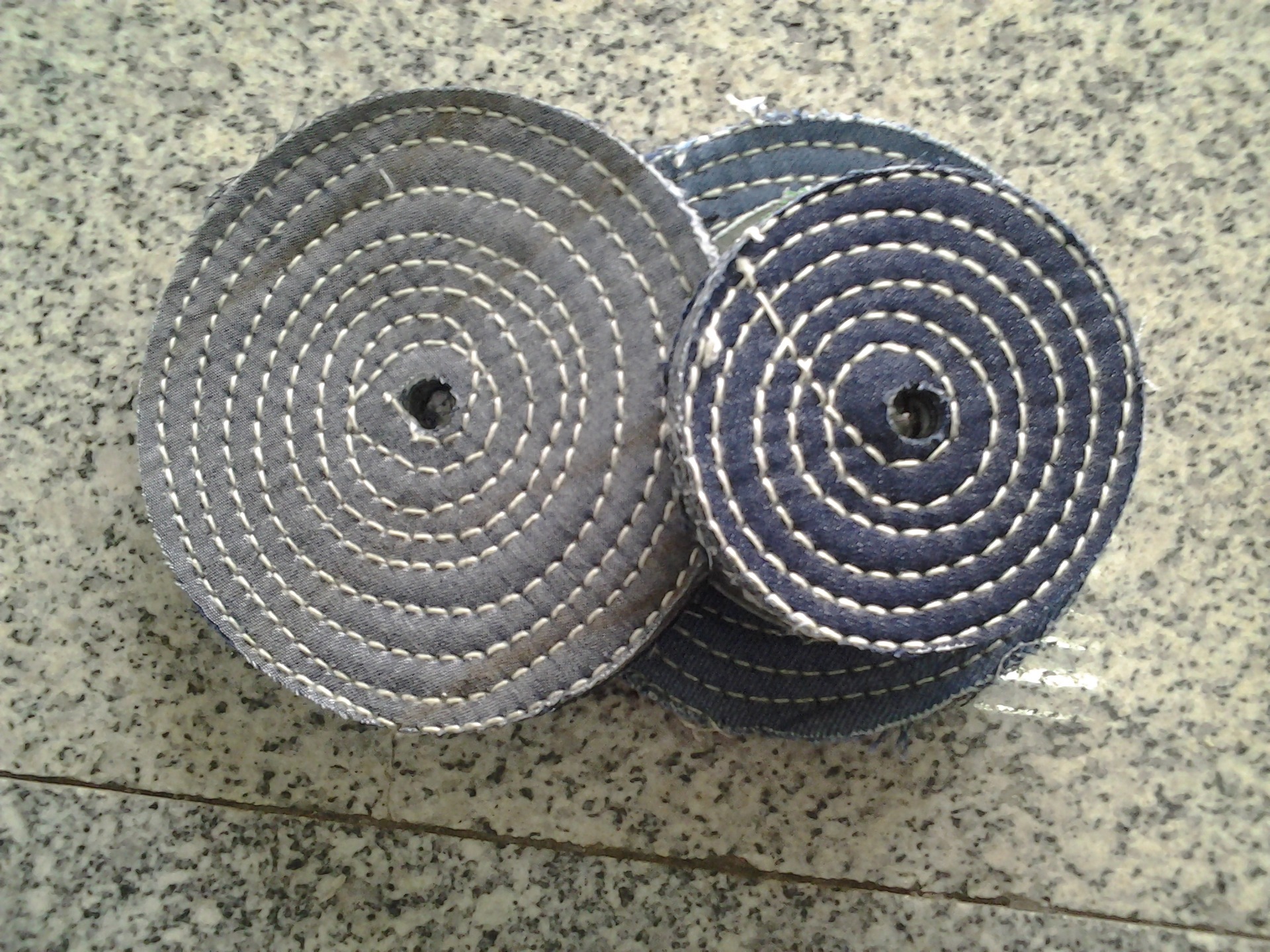 供应抛光轮 小牛仔轮 砂轮 牛仔布(4" ; 6"),布轮厂,直销)