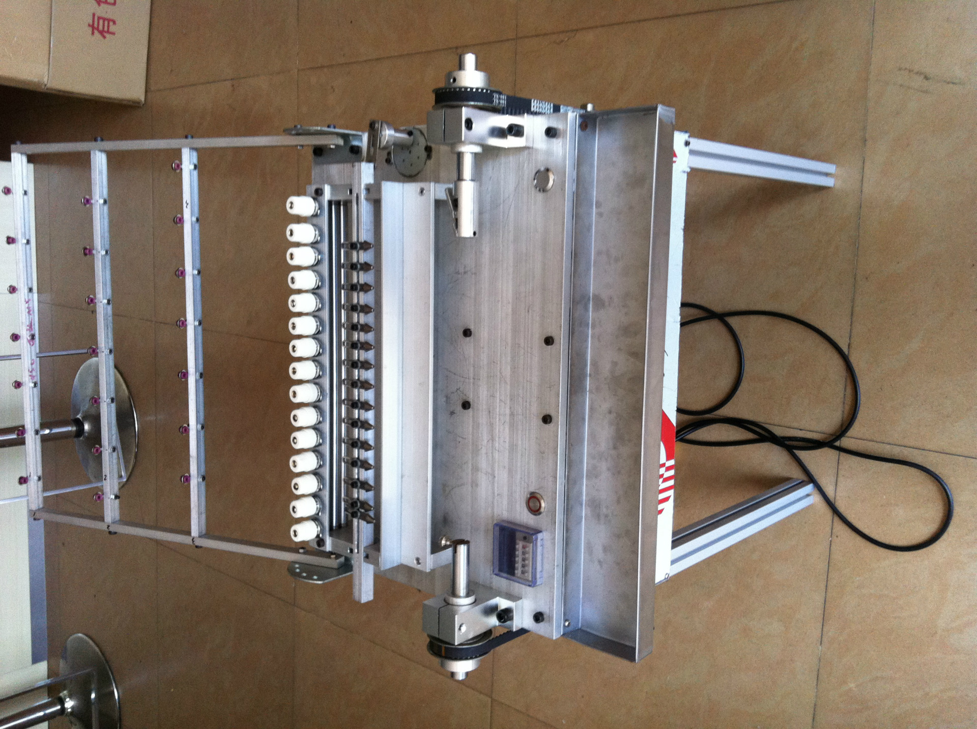 新一代高档自动色卡机