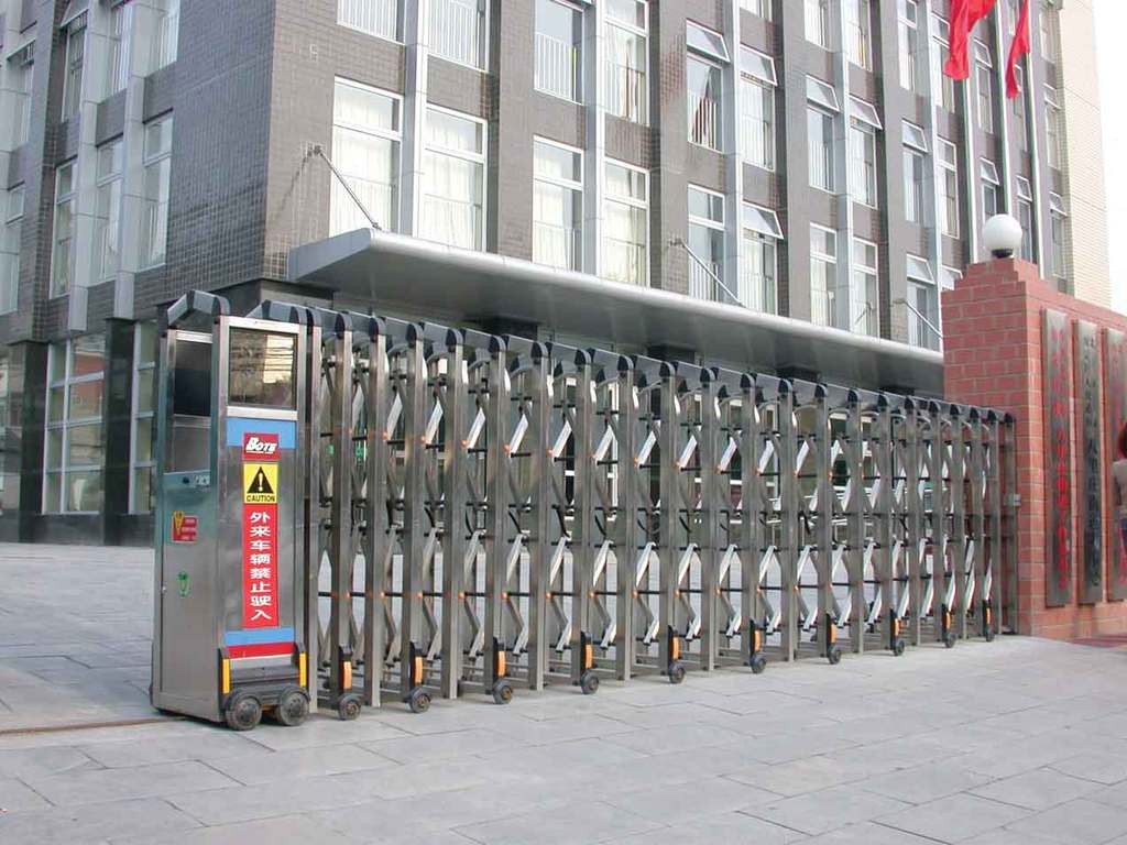 深圳不锈钢伸缩门深圳铝合金伸缩门深圳伸缩门深圳自动门