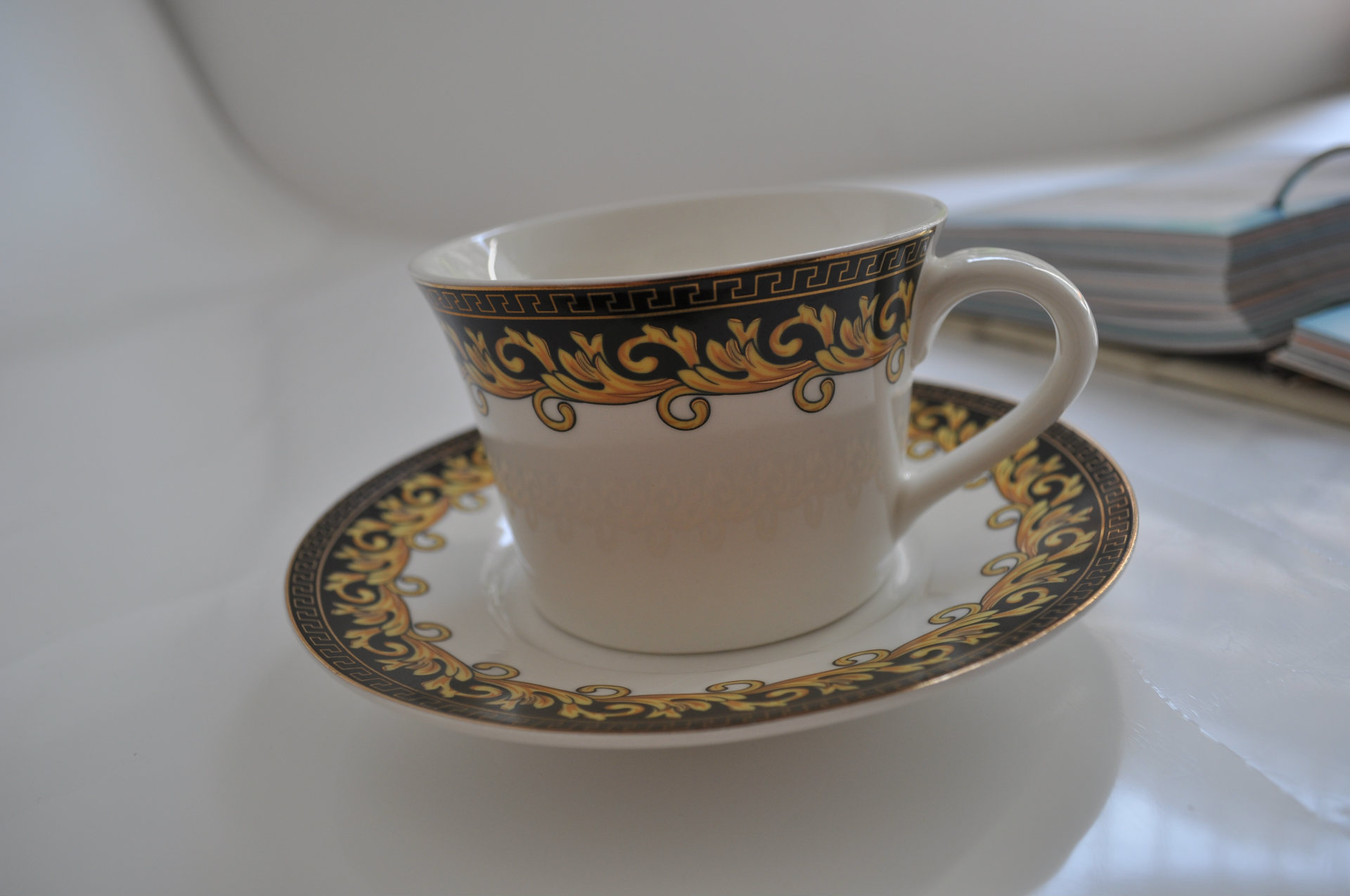 zakka创意黑色美杜莎花纹陶瓷咖啡杯 典雅时尚过节送礼礼品杯子