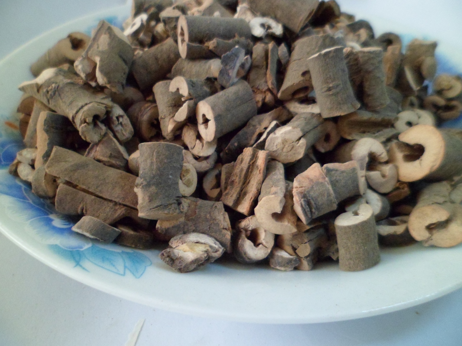 牡丹皮饮片图片,秦皮饮片,薄荷饮片图片_大山谷图库