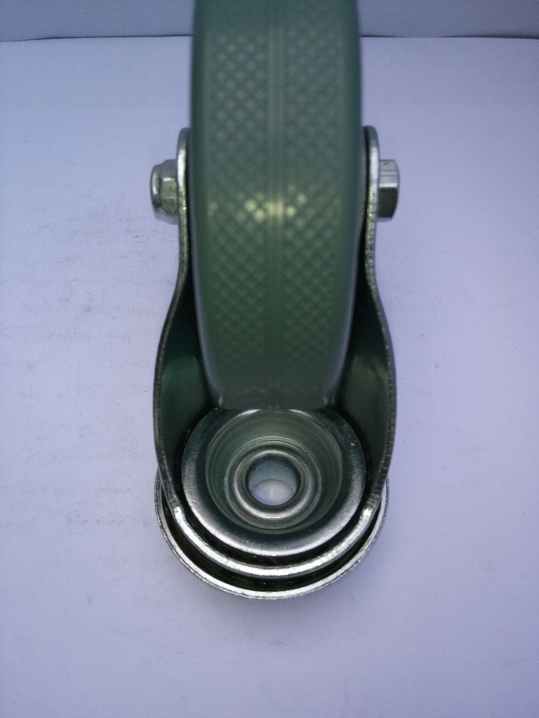 批发供应 3寸顶孔系列 铁刹 万向 脚轮支架